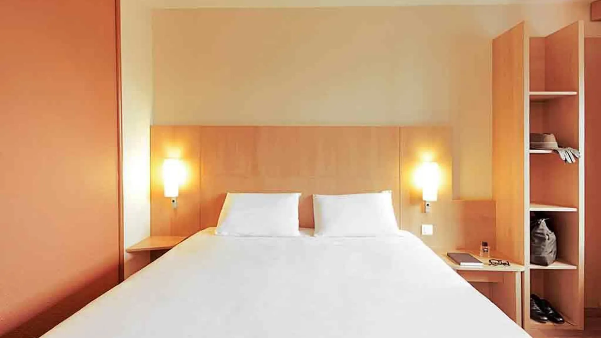 Ibis Madrid Calle Alcala 0*,