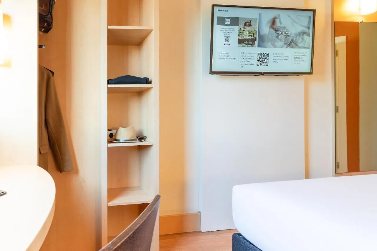 Ibis Madrid Calle Alcala 0*,