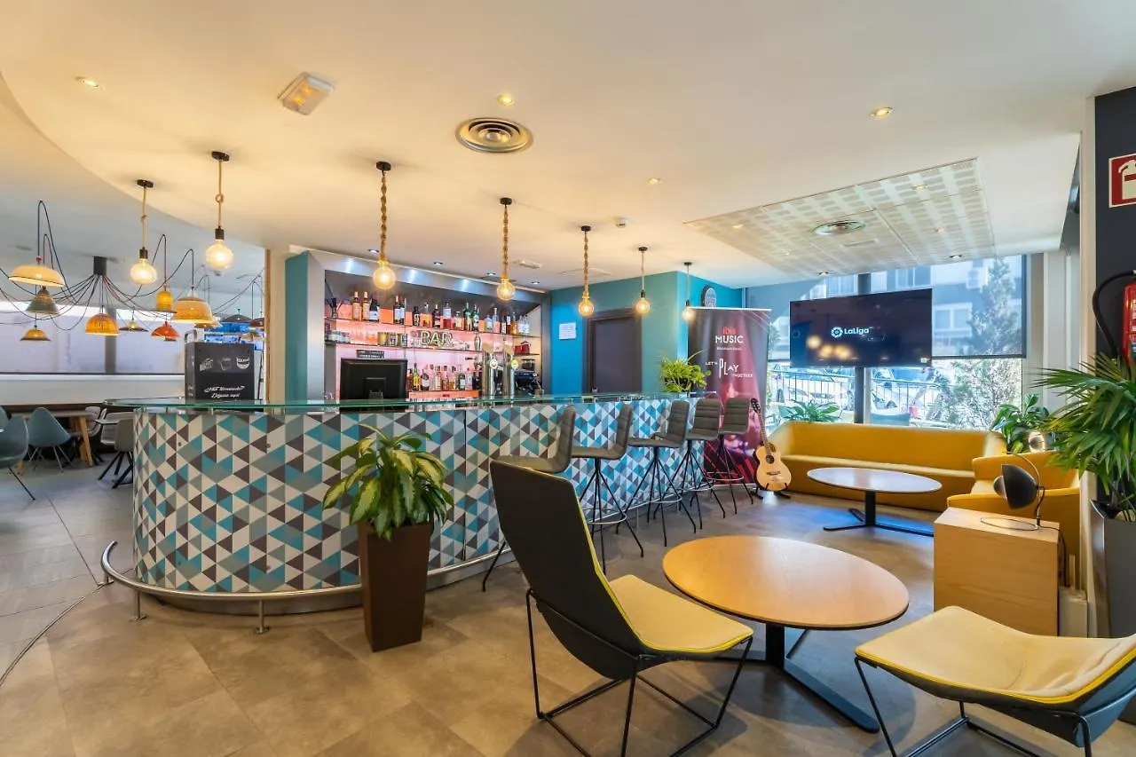 Ibis Madrid Calle Alcala 0*,