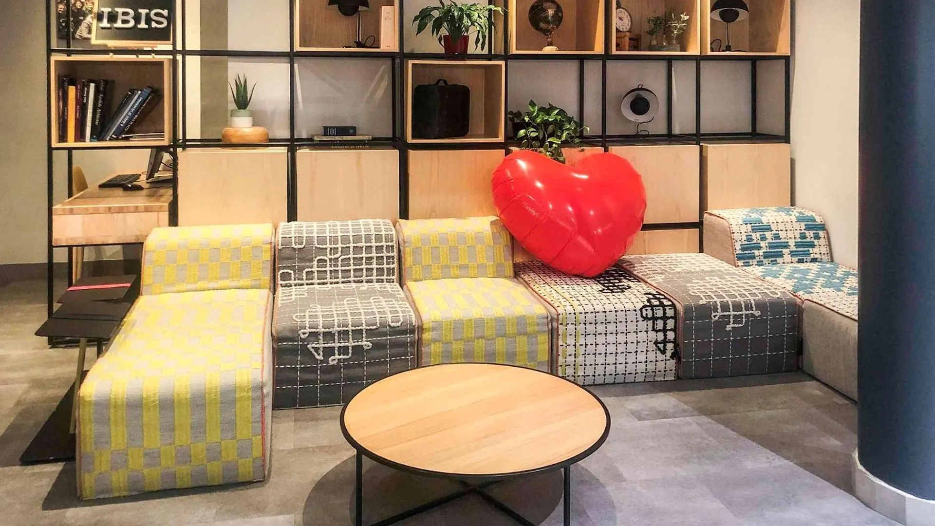 Ibis Madrid Calle Alcala 0*,  Spanien
