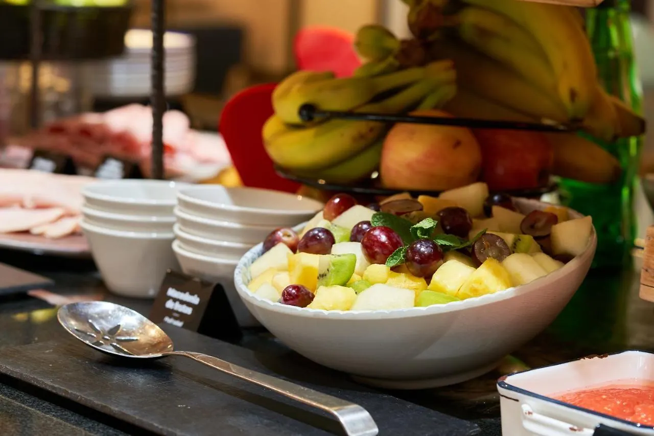Ibis Madrid Calle Alcala 0*,
